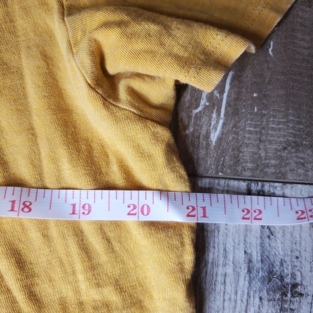 Universal Thread Cotton Mustard Yellow Scoopneck Pocket Tee Women's Size XL - Picture 4 of 11